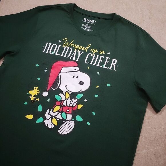 Peanuts Tops - Peanuts Festive Snoopy Holiday Christmas T-shirt #G